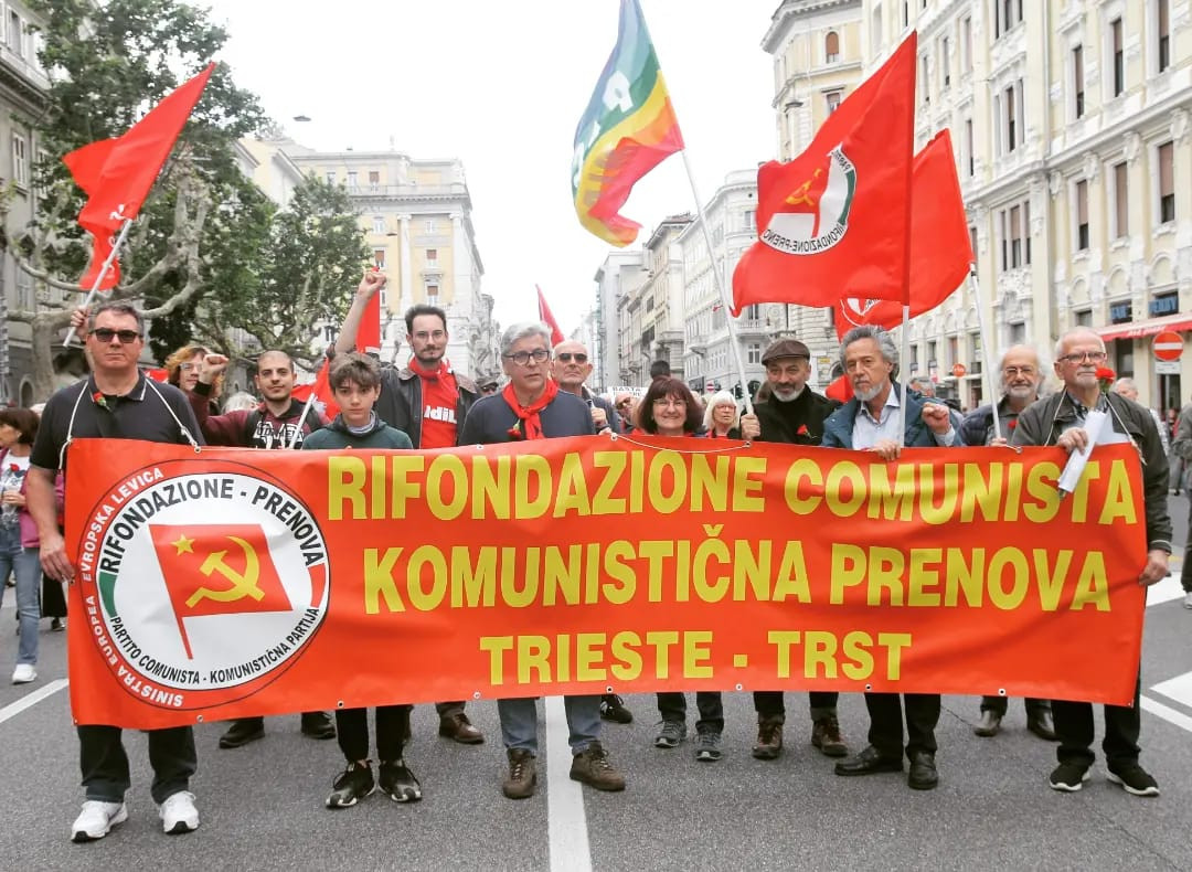 Bandiere rosse e tricolori in Carso, Rifondazione comunista: "Non cadremo nella trappola"